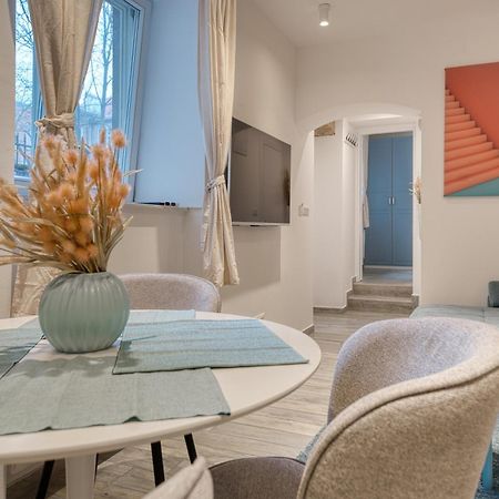 Apartments Old Town Gloria Загреб Экстерьер фото